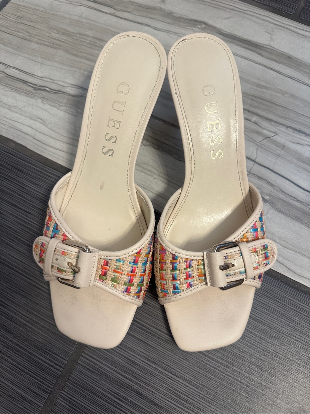 GUESS Cream Slides with Multicolor Woven Buckle Strap